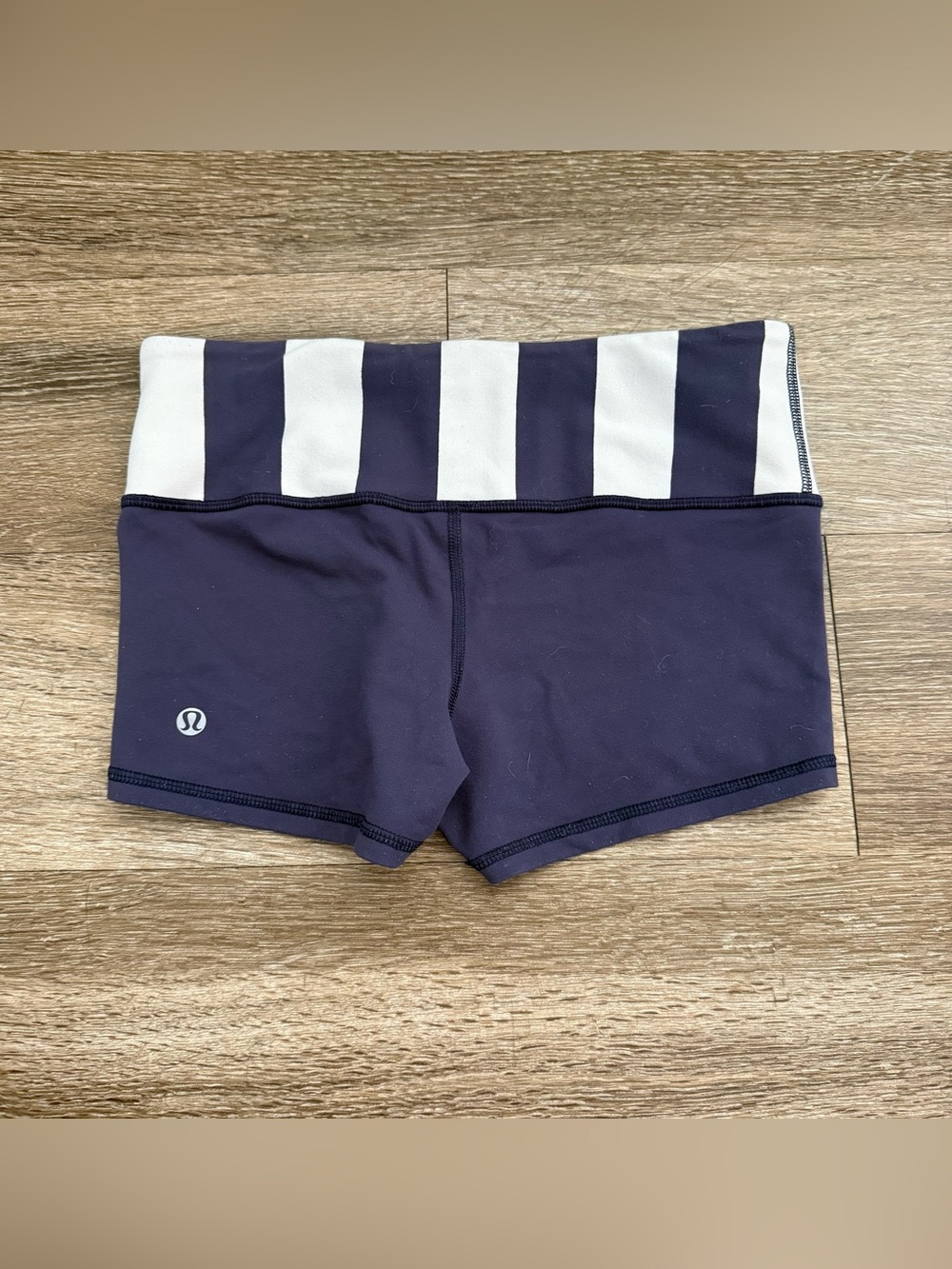 Lululemon Boogie Short *Full-On Luon Cadet Blue / Steep Stripe Cadet Blue - Picture 5 of 6